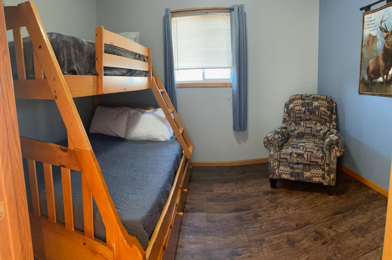 Pelican Motel Pelican Rapids Dış mekan fotoğraf